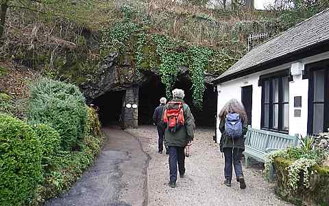 Poole's Cavern entrance