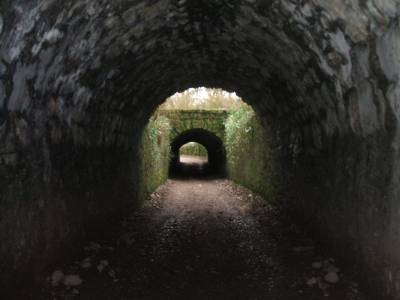 Cycle trail tunnels, Clapham