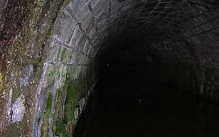 Inside Foulridge Tunnel